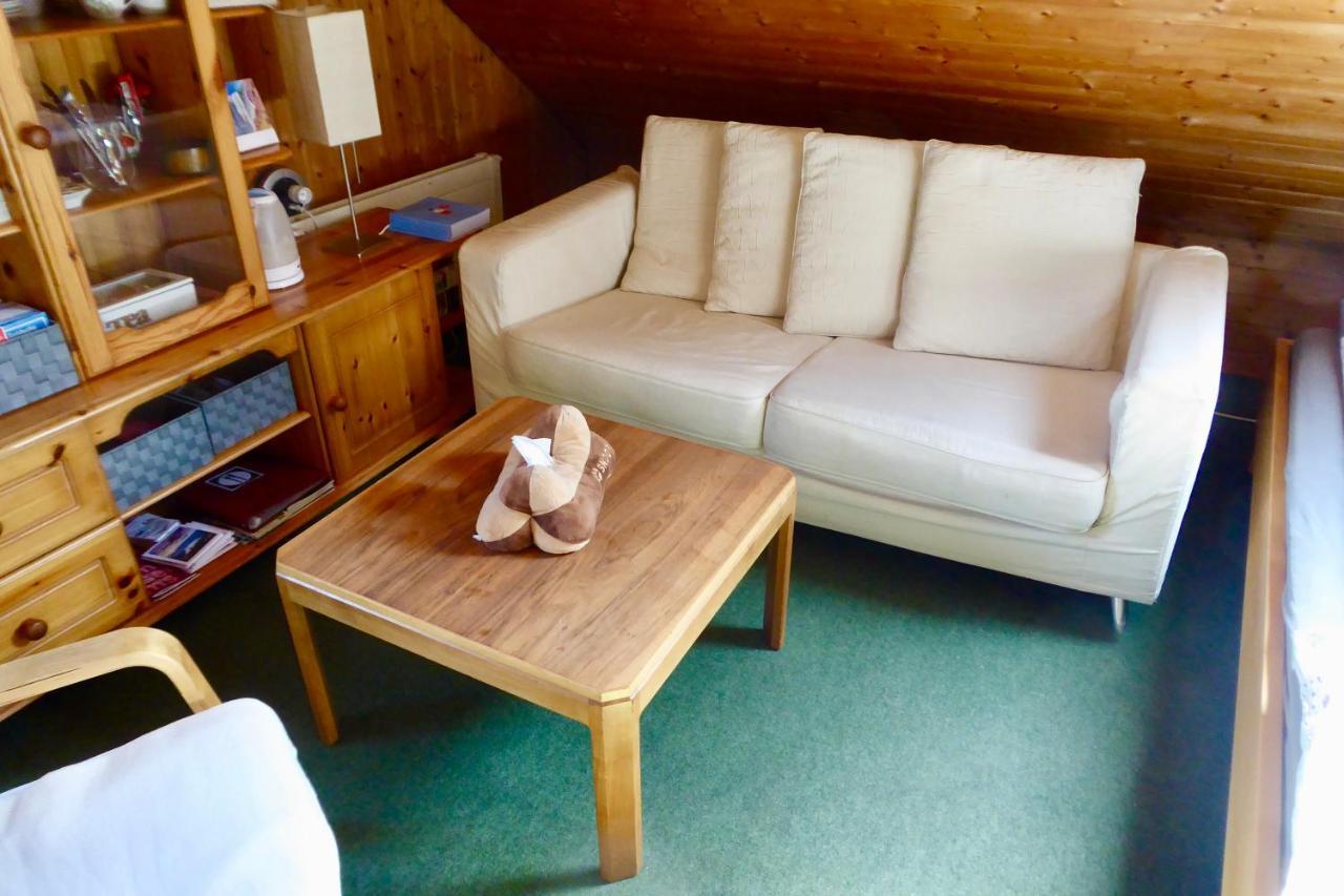 Guntli'S Family Guesthouse Andelfingen Extérieur photo