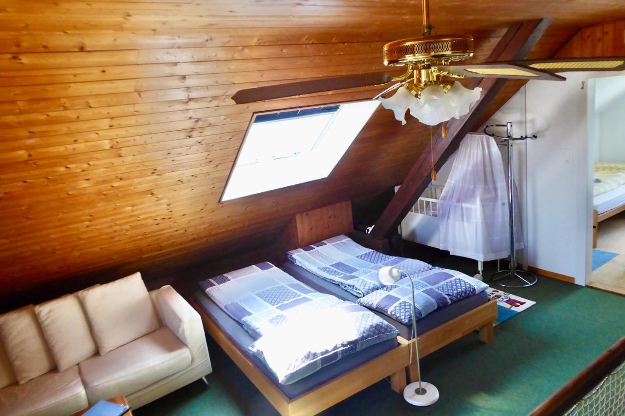 Guntli'S Family Guesthouse Andelfingen Extérieur photo